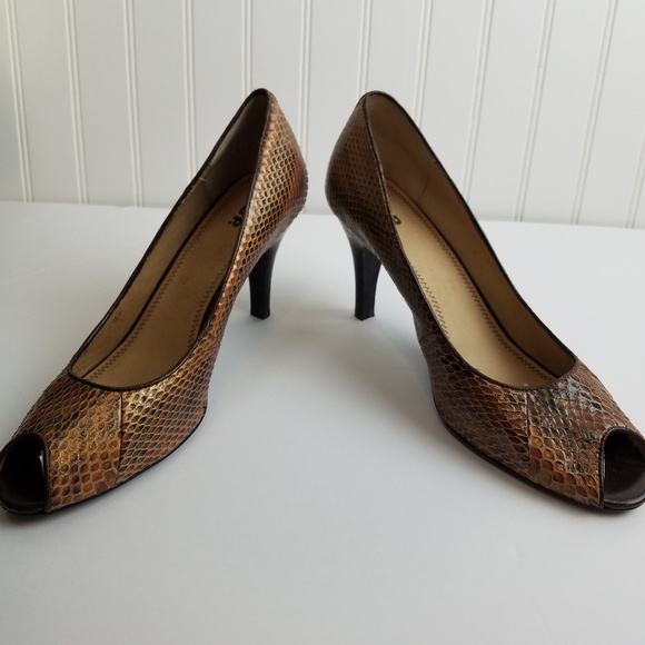 Nordstrom BP. Peekaboo Leather Snakeskin Heels - Picture 3 of 8